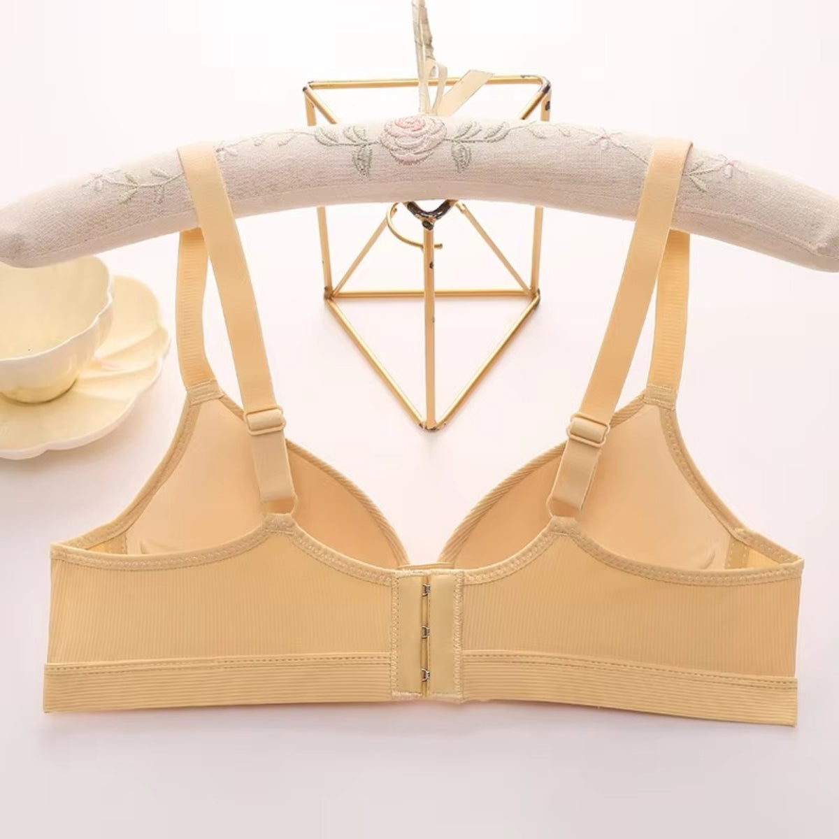 4-Pack Women’s T-Shirt Bras – Soft, Lightweight & Perfect for Everyday Wear | TB-08